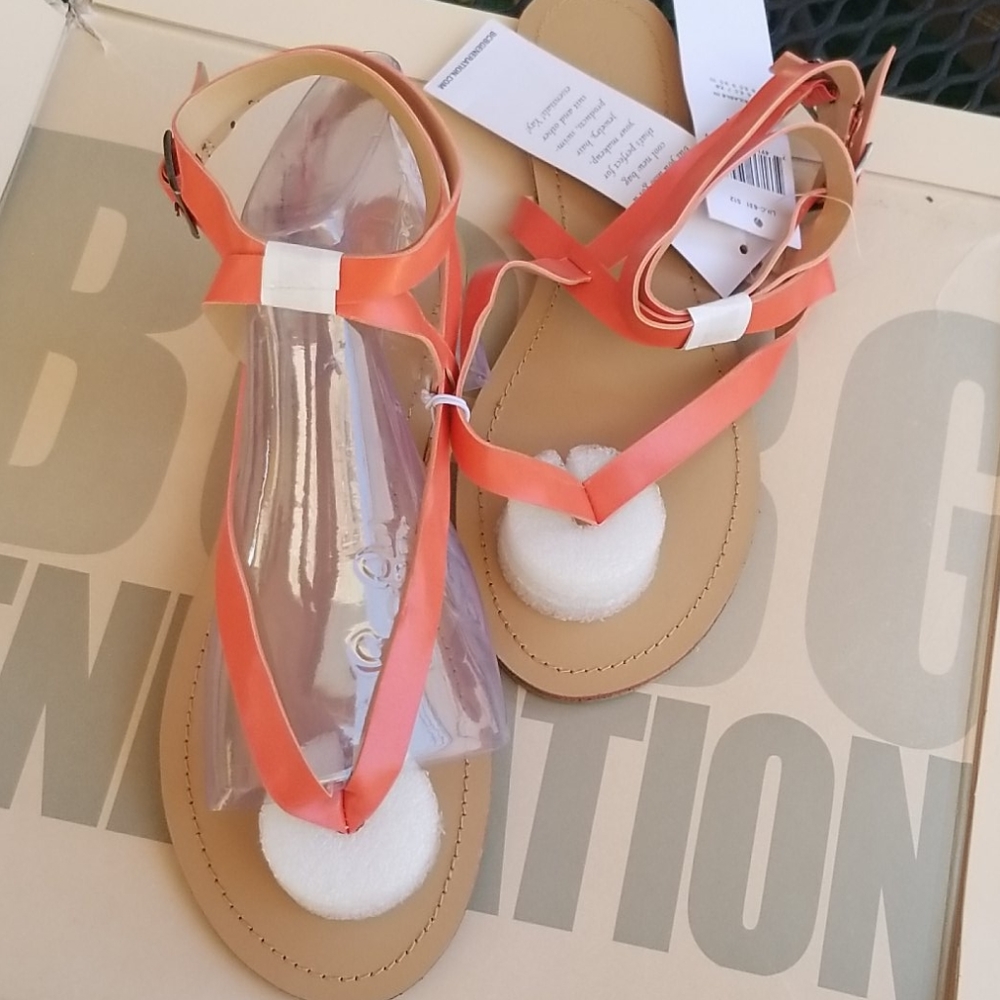 BCBGeneration New Sandals